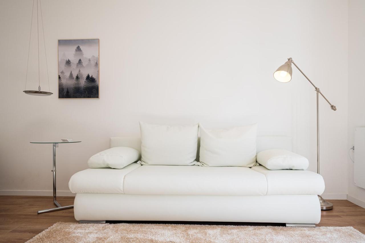 Sonnige Ferienwohnung In Neckarsulm Mit Massageliege & Wlan & Parken 外观 照片