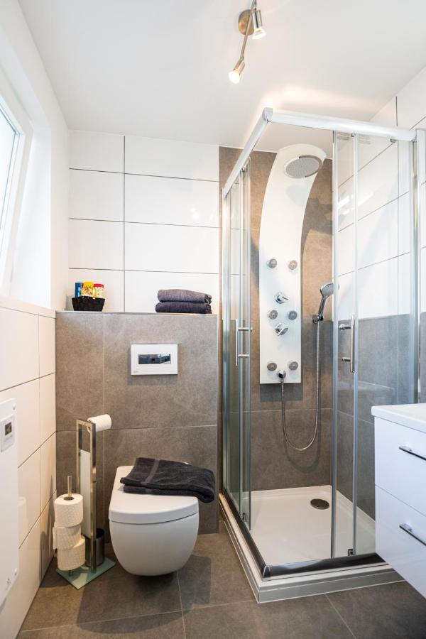 Sonnige Ferienwohnung In Neckarsulm Mit Massageliege & Wlan & Parken 外观 照片